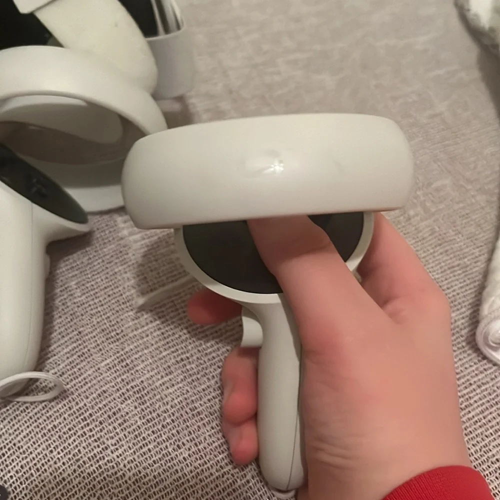 Oculus quest 2.